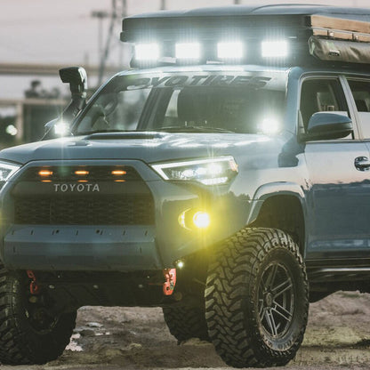 كشاف قيادة LED من آيرون مان 4x4 إكليبس 5x7 بقدرة 99 واط مع إضاءة جانبية واسعة | مدى رؤية 1.3 كم - الإمارات