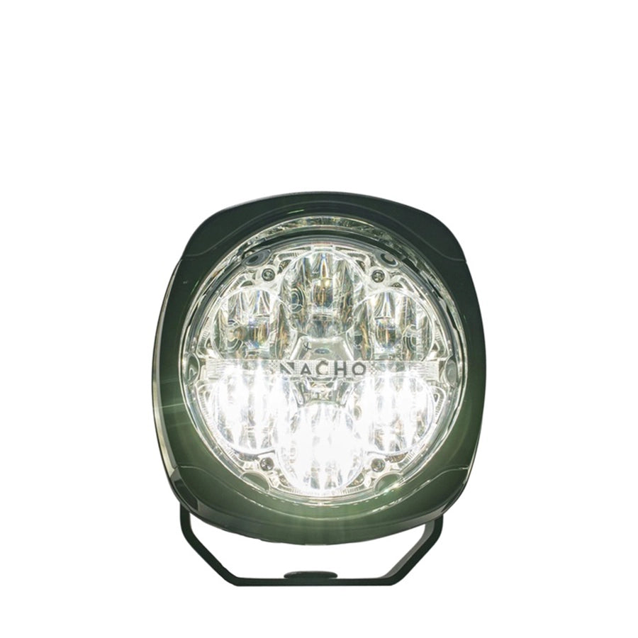 Round green light with 'Nacho' branding on a white background